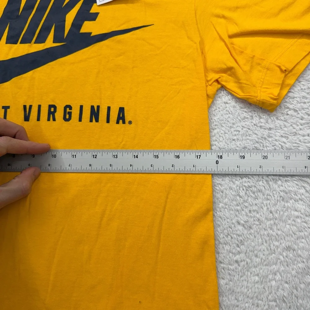 NWT Nike Mens T Shirt West Virginia Graphic Tee Yellow Size Small‎